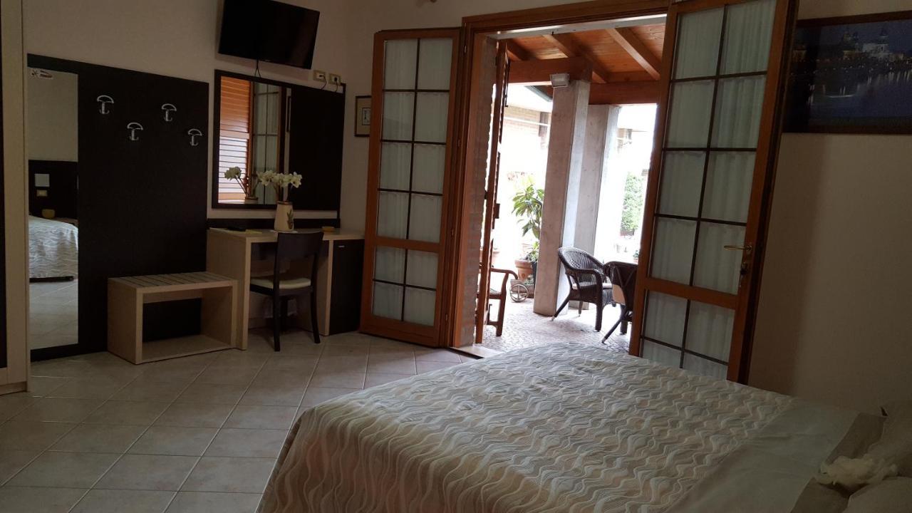 B&B Ensileva Beach Porto Garibaldi Esterno foto